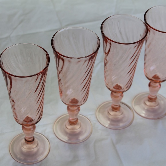 Vintage soft pink glasses made in France - Picture 5 of 11